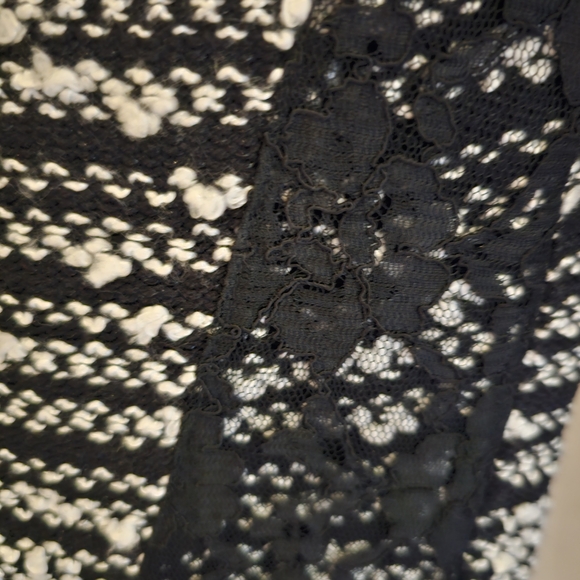 Black and White Striped Sweater with Lace Detail - Picture 4 of 6